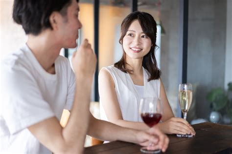 サシ 飲み デート|サシ飲みとは？行く男女心理＆デートを成功させる必勝テクニッ .